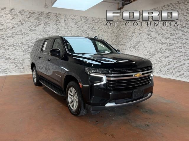 Used 2023 Chevrolet Suburban LT AWD/4WD image 1