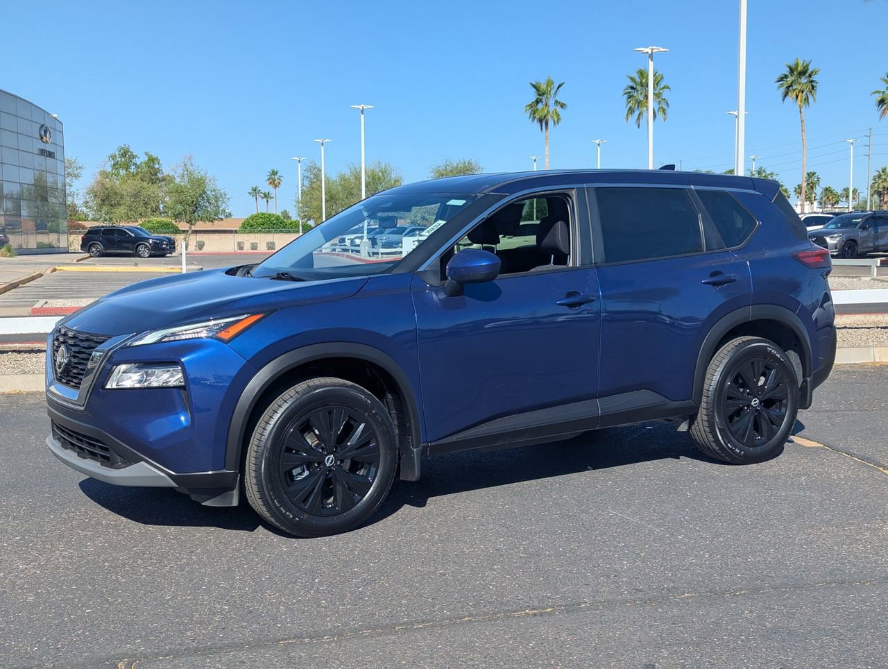 Certified 2023 Nissan Rogue SV image 2