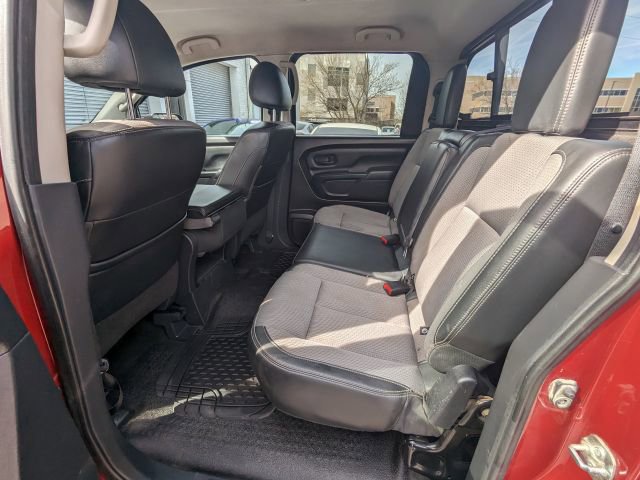 Used 2017 Nissan Titan S AWD/4WD image 17