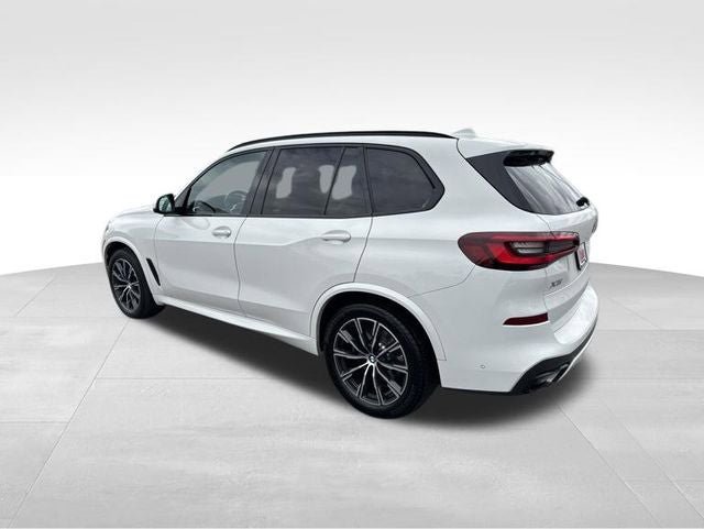 Used 2023 BMW X5 xDrive40i w/ M Sport Package AWD/4WD image 7