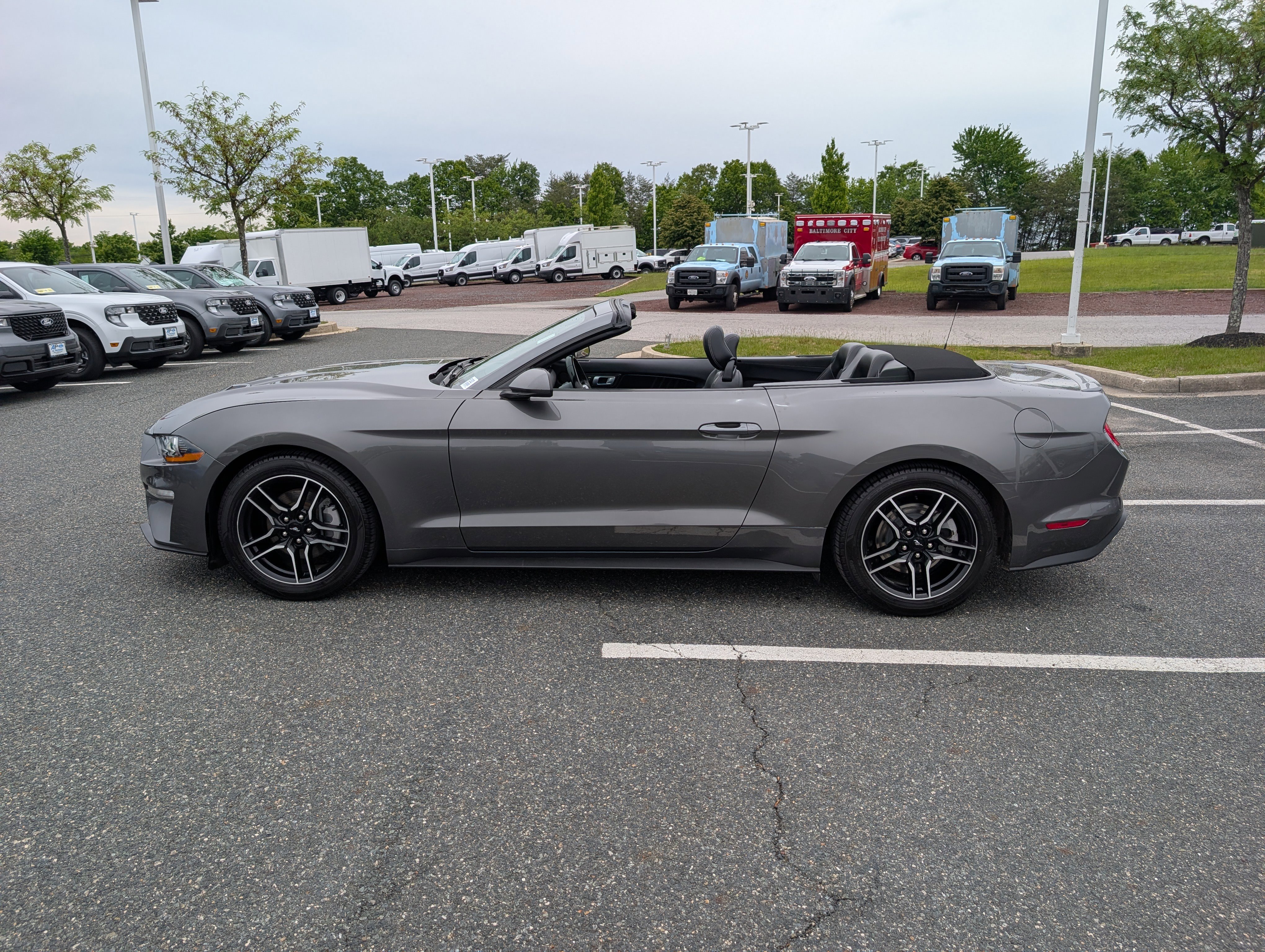 Used 2023 Ford Mustang Premium RWD image 28
