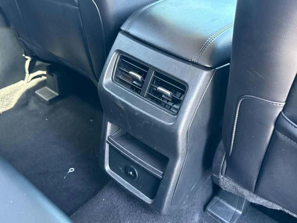 Used 2024 Ford Edge SEL AWD/4WD image 15