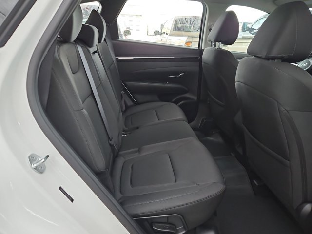 Certified 2023 Hyundai Tucson SE FWD image 15