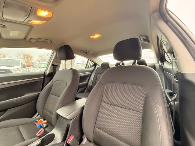 Used 2019 Hyundai Elantra SE w/ Cargo Package FWD image 24