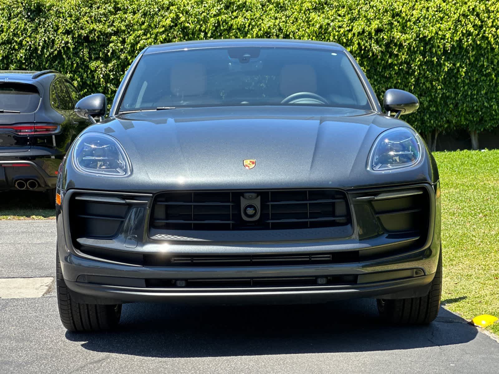 New 2026 Porsche Macan AWD/4WD image 11