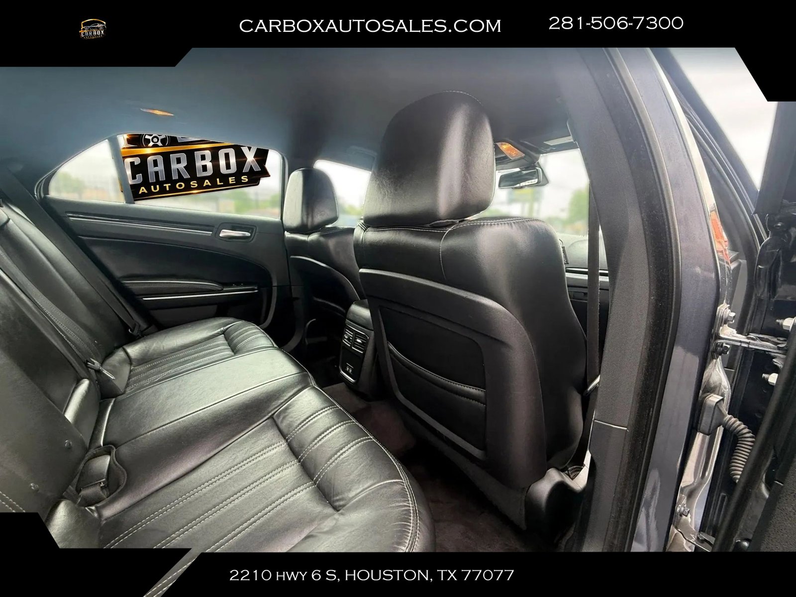Used 2018 Chrysler 300 S AWD/4WD image 34