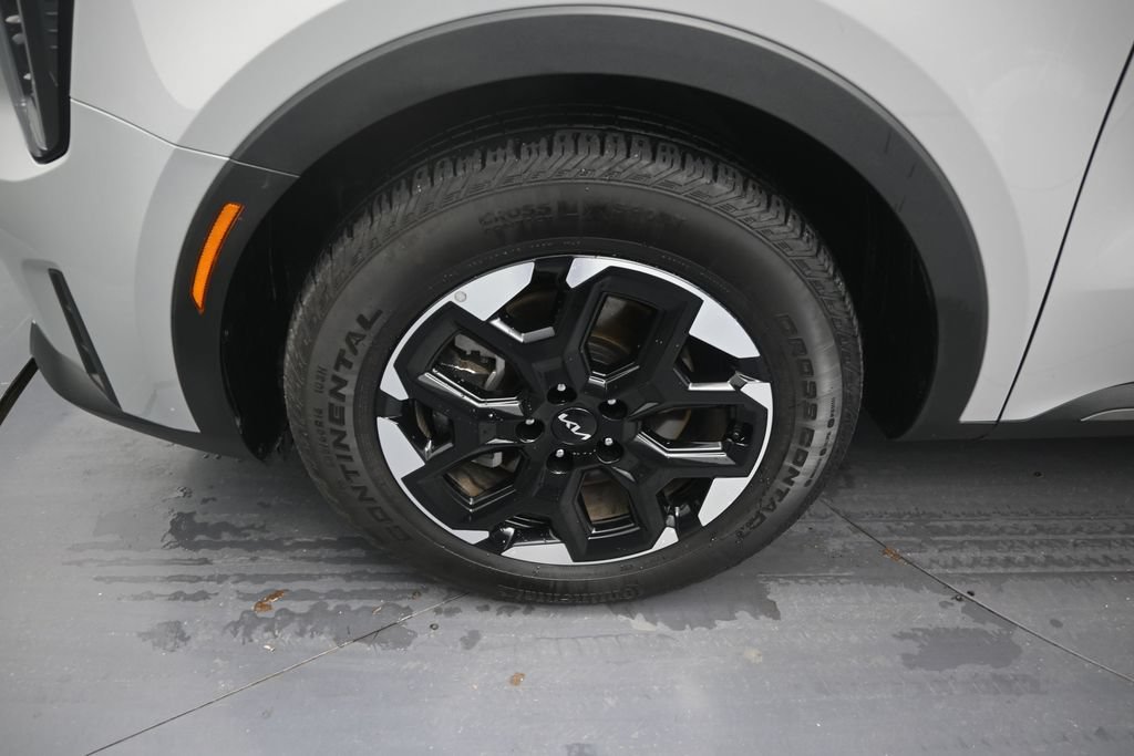 Used 2025 Kia Sorento S w/ Panoramic Sunroof Package FWD image 9