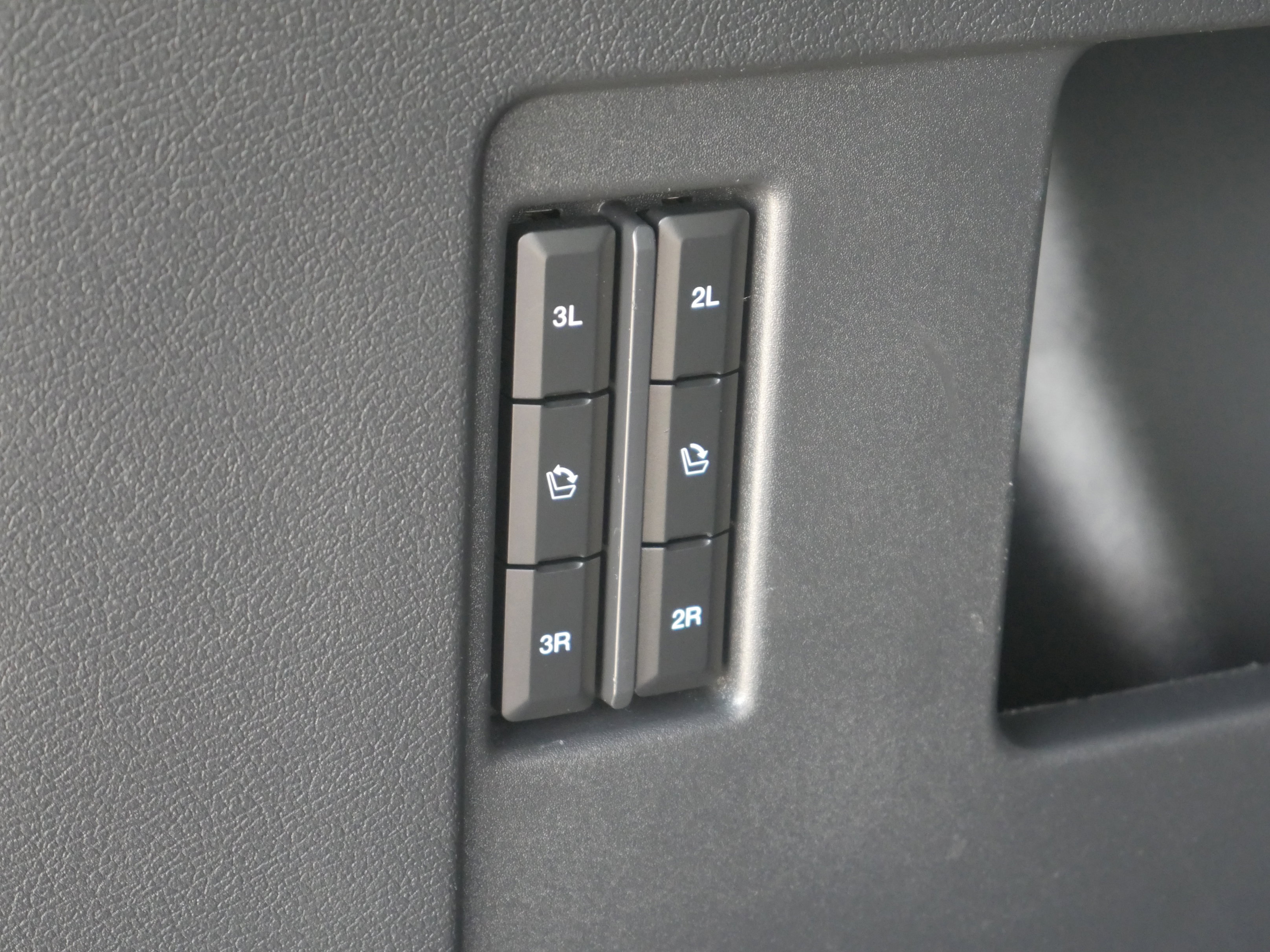 Certified 2023 Ford Expedition Max Platinum image 30