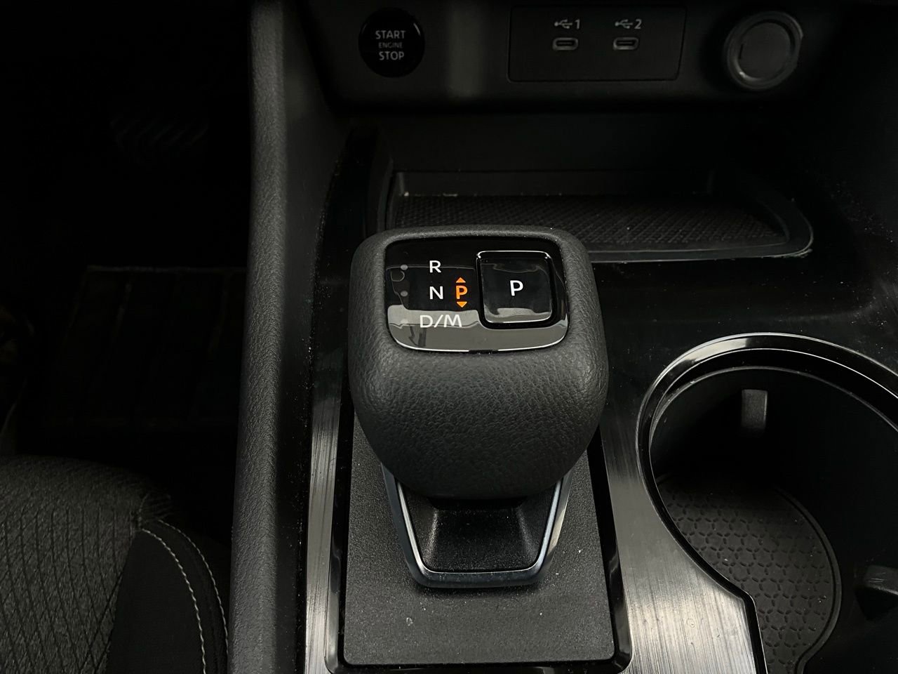 Used 2025 Nissan Rogue SV FWD image 24