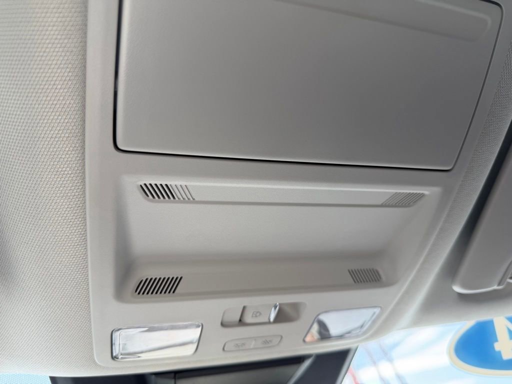 Used 2024 Ford Ranger Lariat w/ Trailer Tow Package image 16