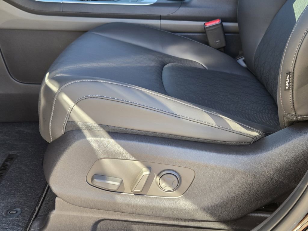 New 2026 Kia Carnival image 17