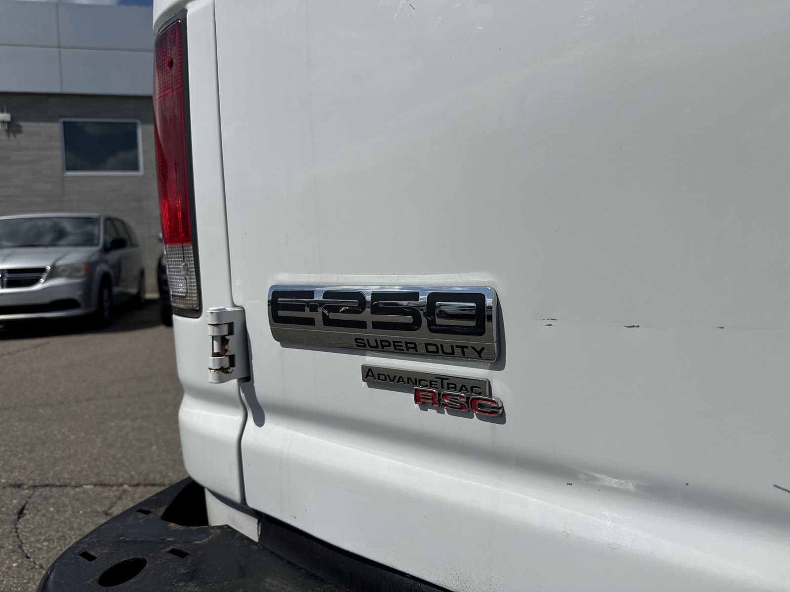 Used 2011 Ford E-250 and Econoline 250 w/ Commercial Cargo Van Pkg image 15