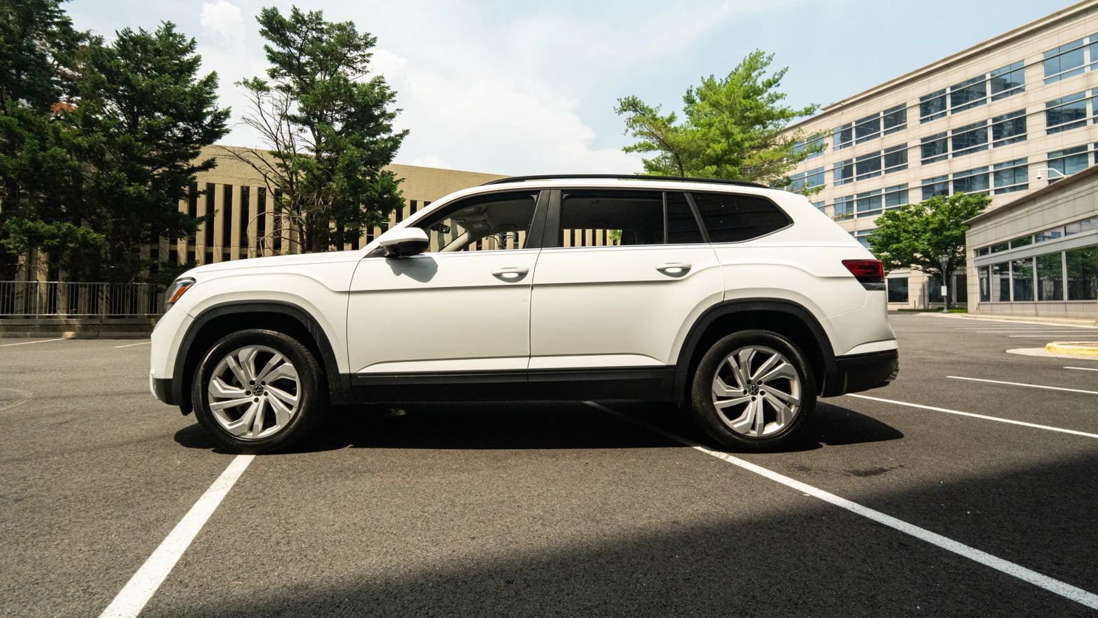 Used 2021 Volkswagen Atlas SE FWD image 6