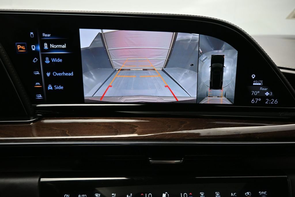 Used 2022 Cadillac Escalade ESV Sport Platinum w/ Heavy-Duty Trailer Package AWD/4WD image 28