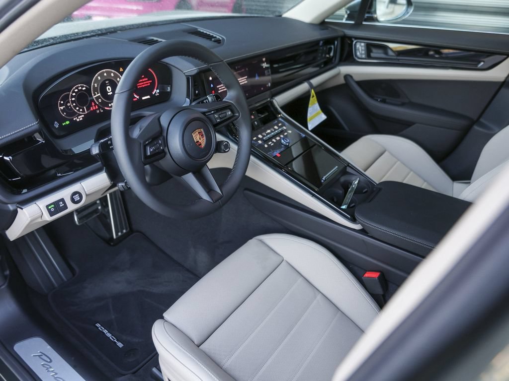 New 2026 Porsche Panamera 4 AWD/4WD image 4