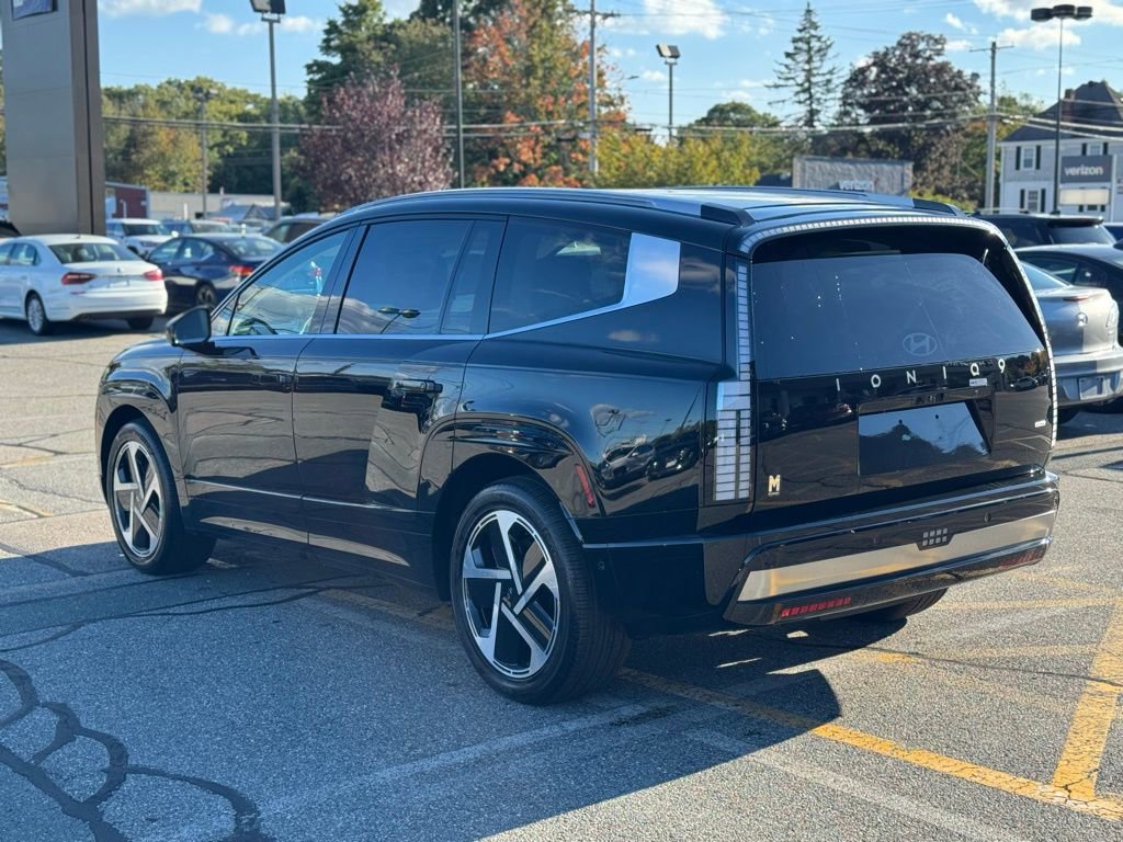 New 2026 Hyundai Ioniq 9 Calligraphy image 3