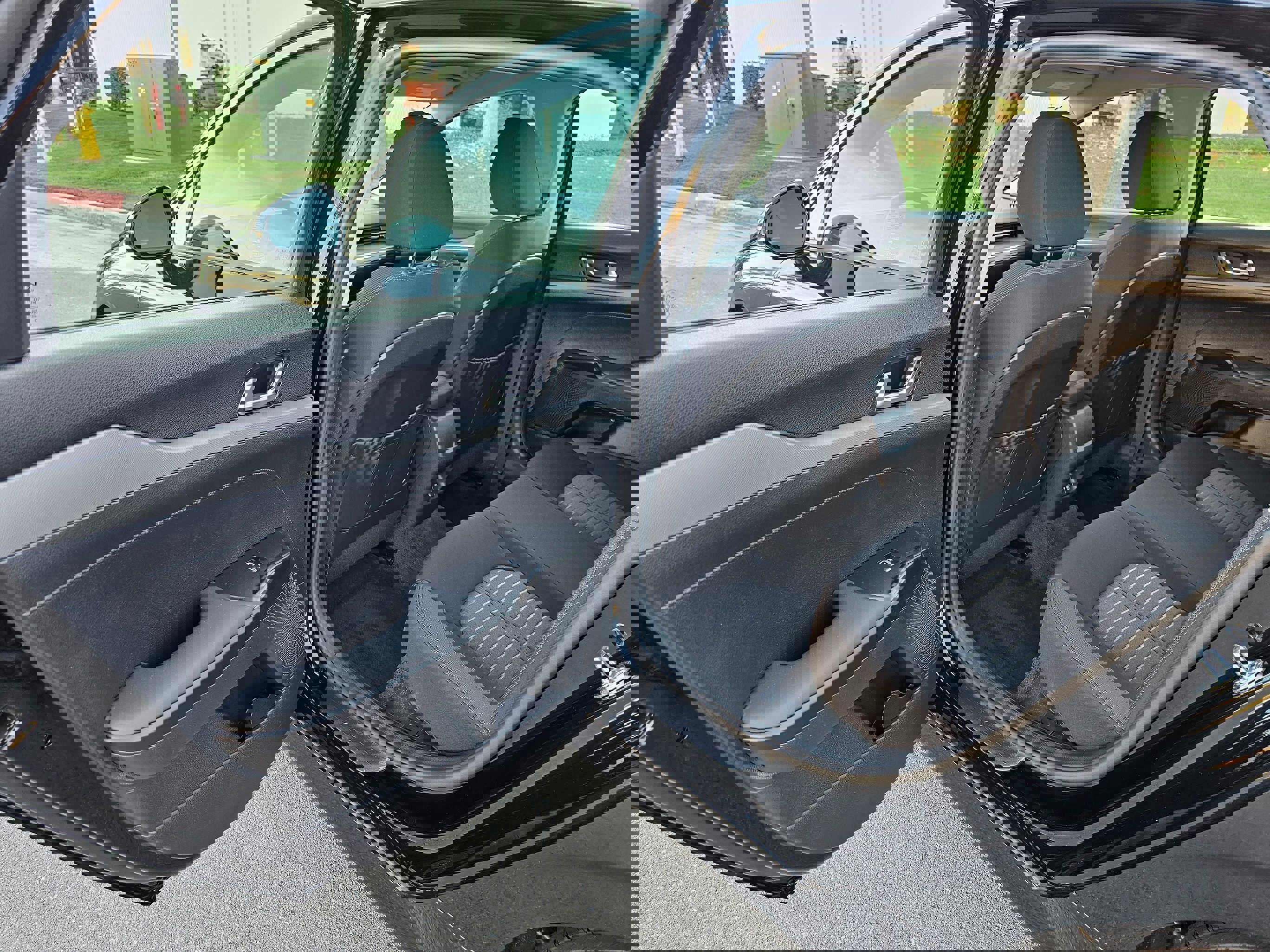 Used 2025 Kia K5 LXS image 16