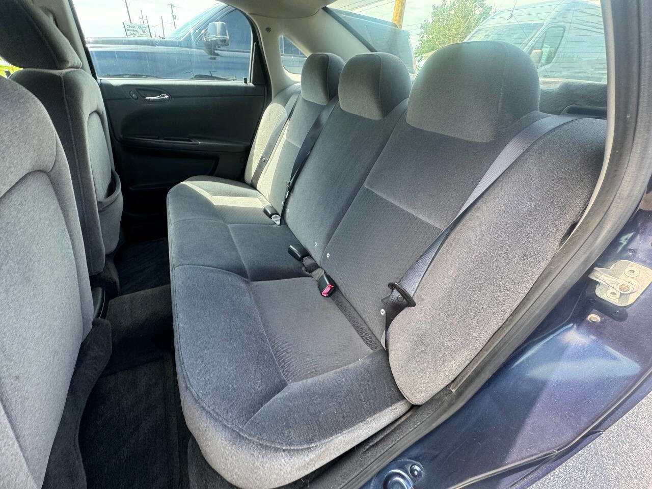 Used 2008 Chevrolet Impala LT FWD image 12