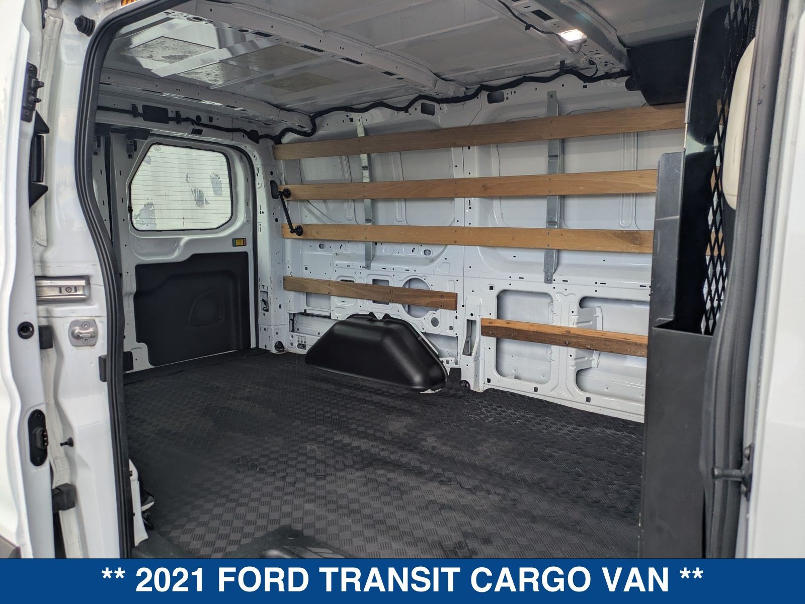 Certified 2021 Ford Transit 250 Low Roof w/ Exterior Upgrade Package RWD image 16