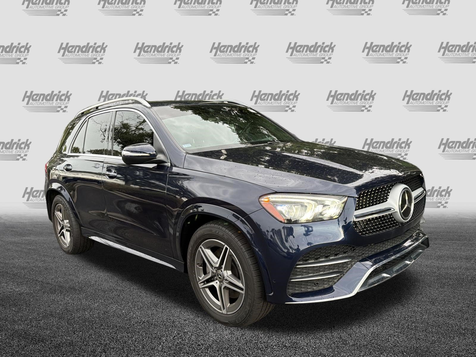 Used 2021 Mercedes-Benz GLE 450 4MATIC image 2