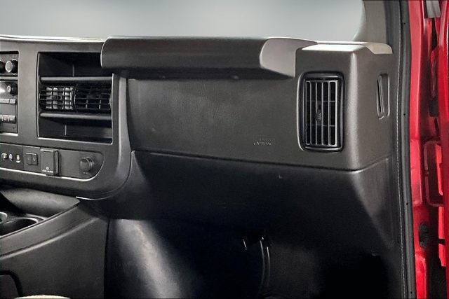 Used 2025 GMC Savana 3500 LT w/ LT Preferred Equipment Group RWD image 20