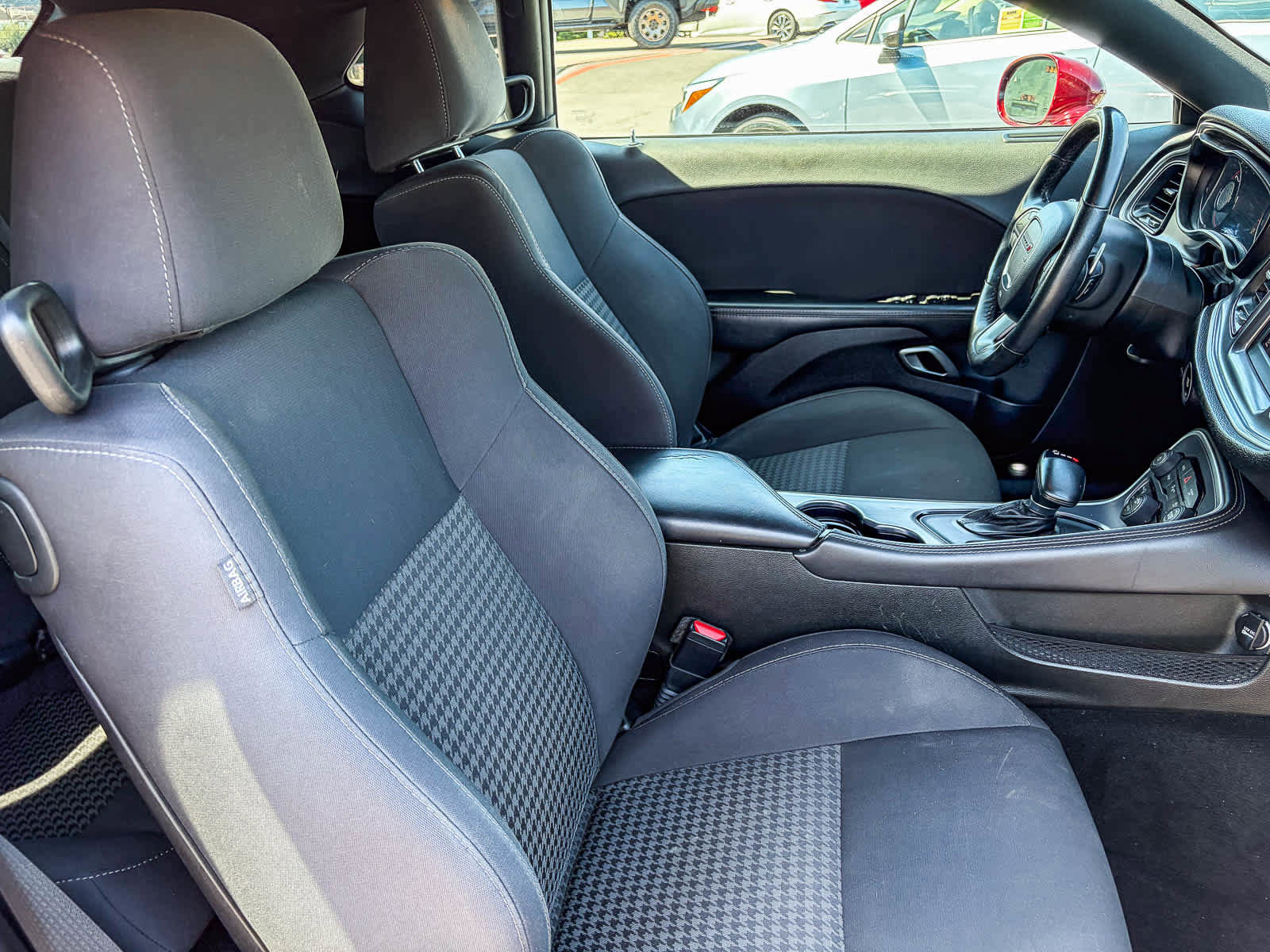 Used 2019 Dodge Challenger R/T w/ Driver Convenience Group RWD image 15