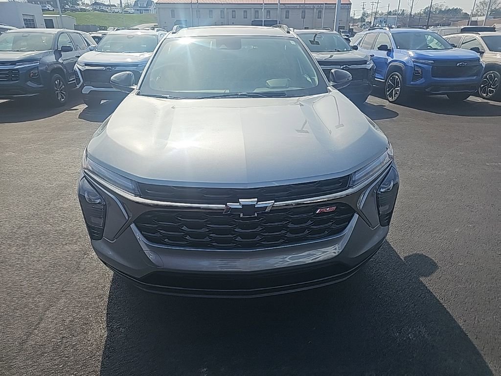 New 2026 Chevrolet Trax RS w/ Sunroof Package image 2