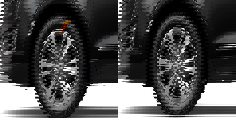 New 2026 Cadillac XT5 Premium Luxury w/ LPO, Floor Liner Package image 27