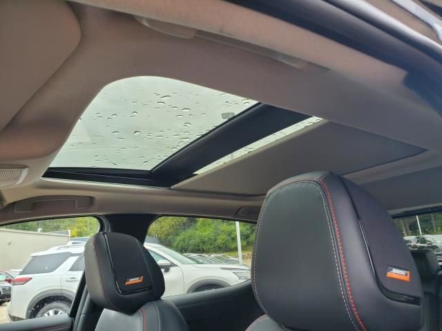 New 2026 Nissan Kicks SR image 23