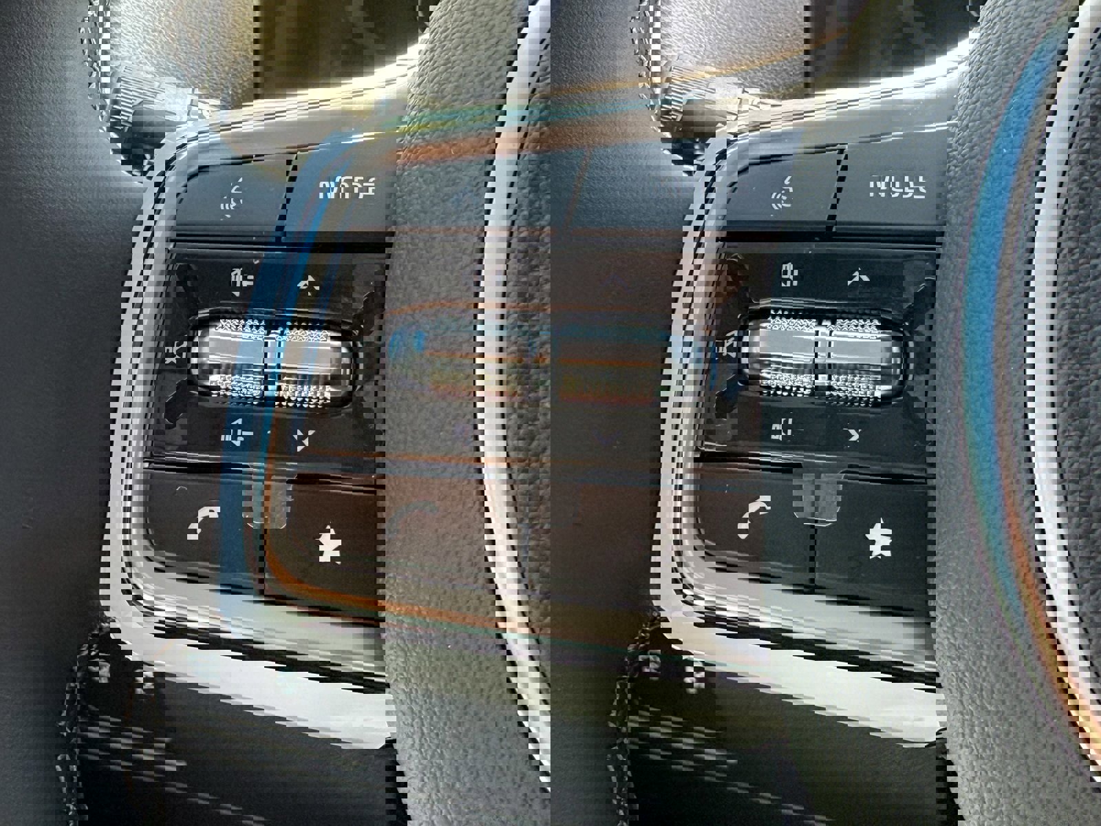 New 2025 Kia Sorento SX image 27