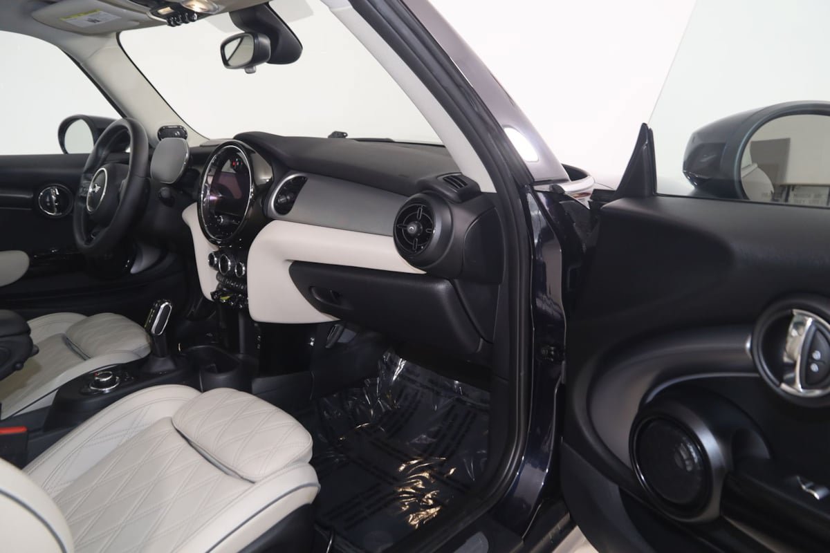 Used 2023 MINI Cooper SE FWD image 34