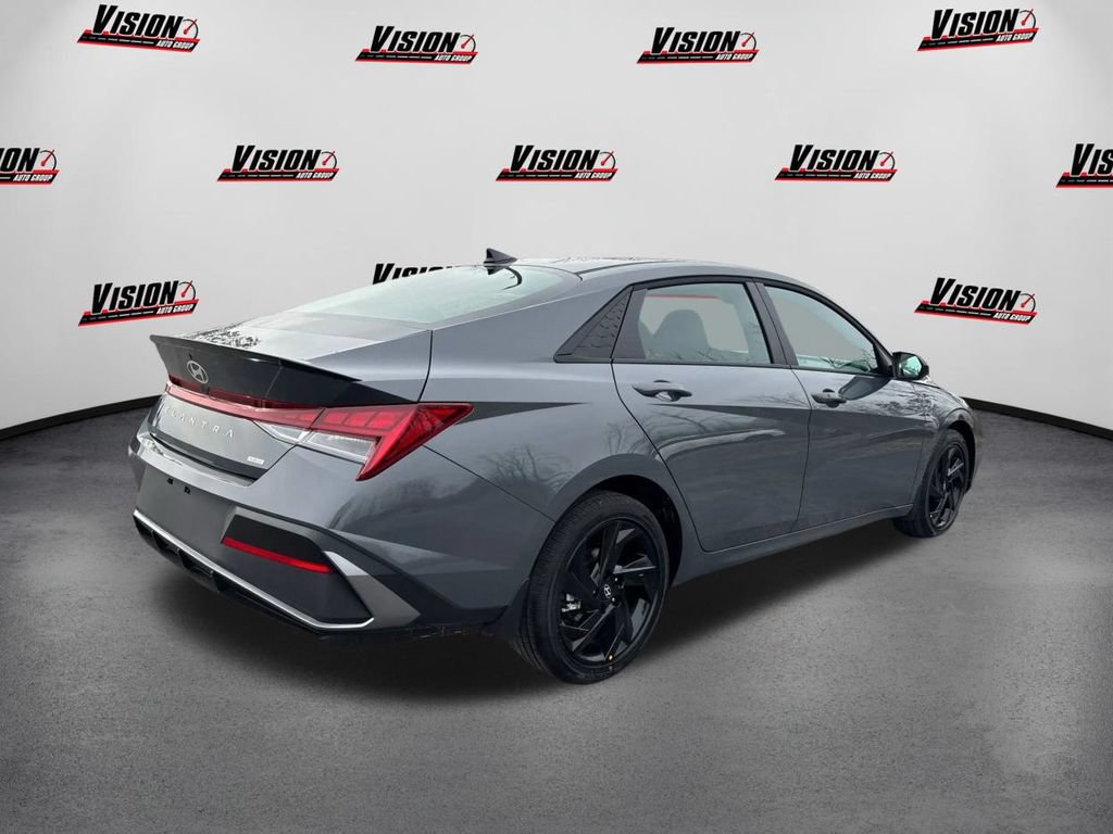 New 2026 Hyundai Elantra SEL FWD image 5