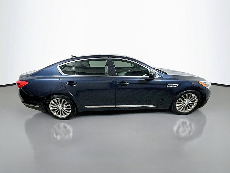 Used 2015 Kia K900 Luxury w/ VIP Package (Discontinued) RWD image 8