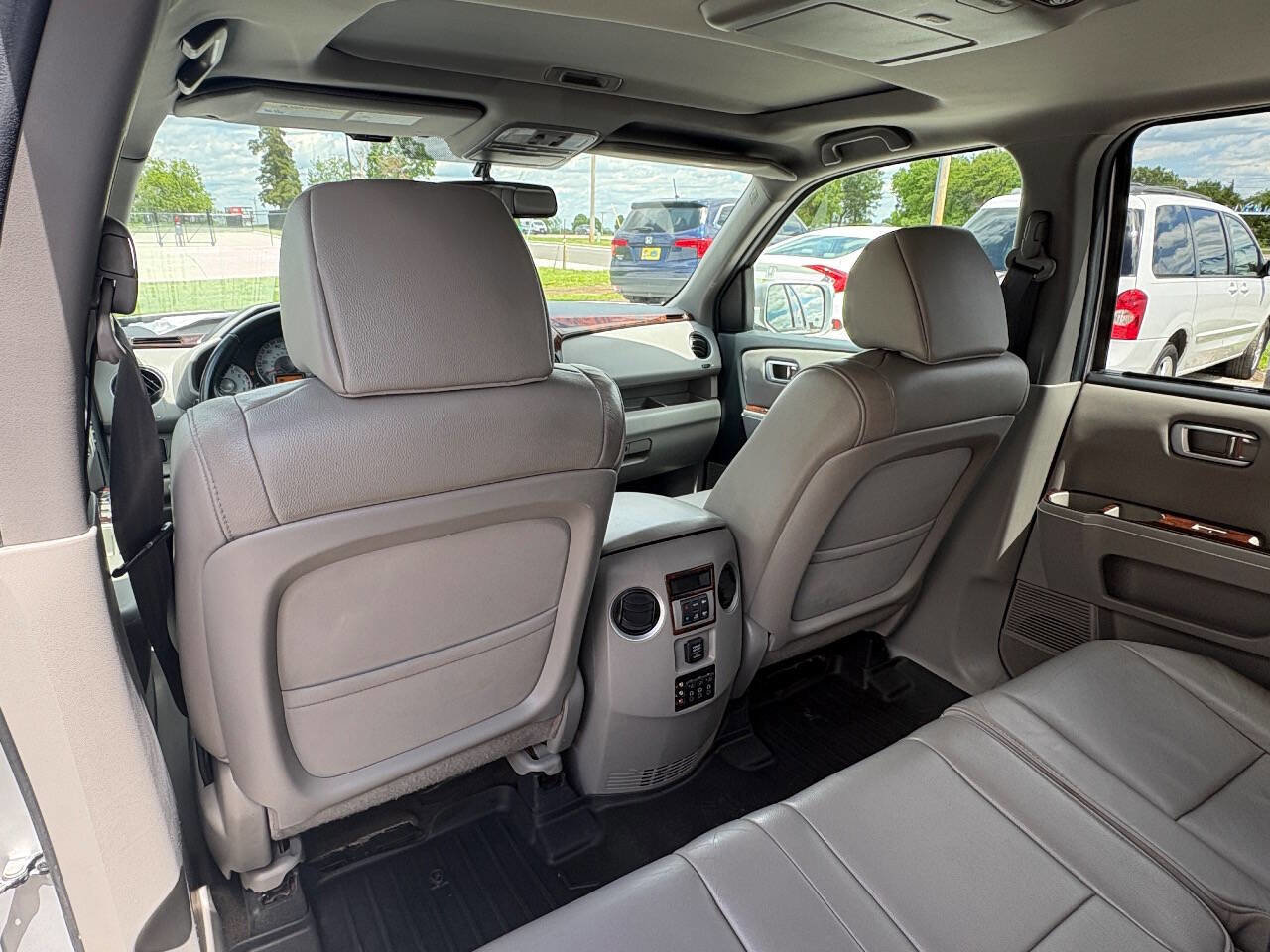 Used 2013 Honda Pilot Touring image 24