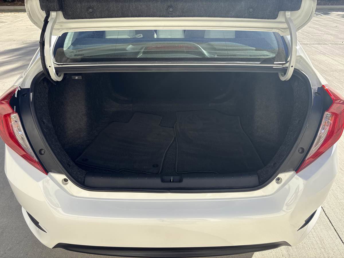 Used 2018 Honda Civic LX image 10