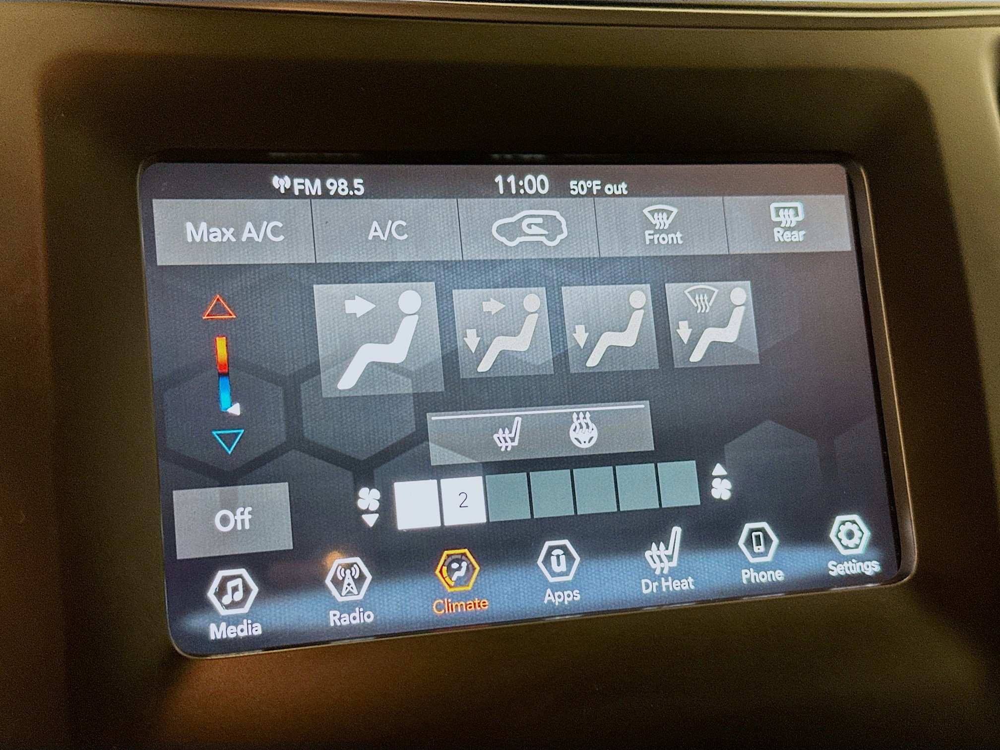 Used 2021 Jeep Cherokee Latitude Plus image 23