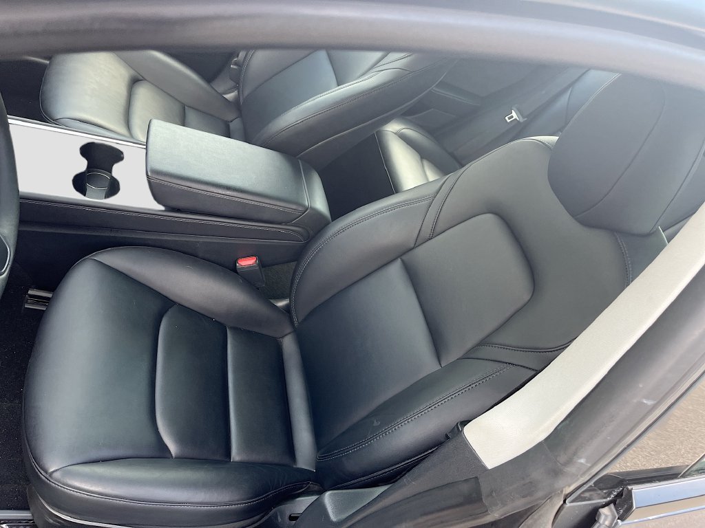 Used 2023 Tesla Model 3 Standard Range RWD image 19