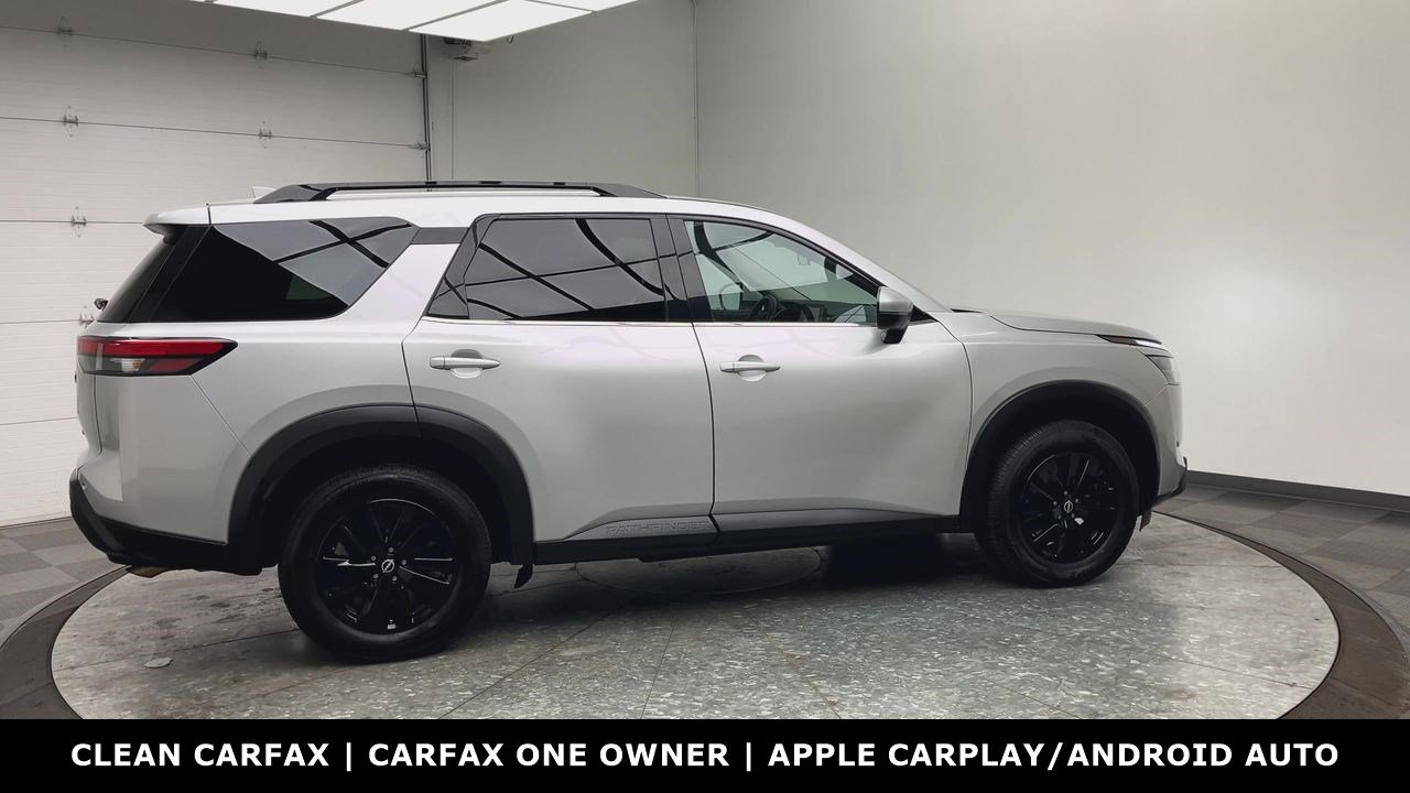 Used 2024 Nissan Pathfinder SV image 36