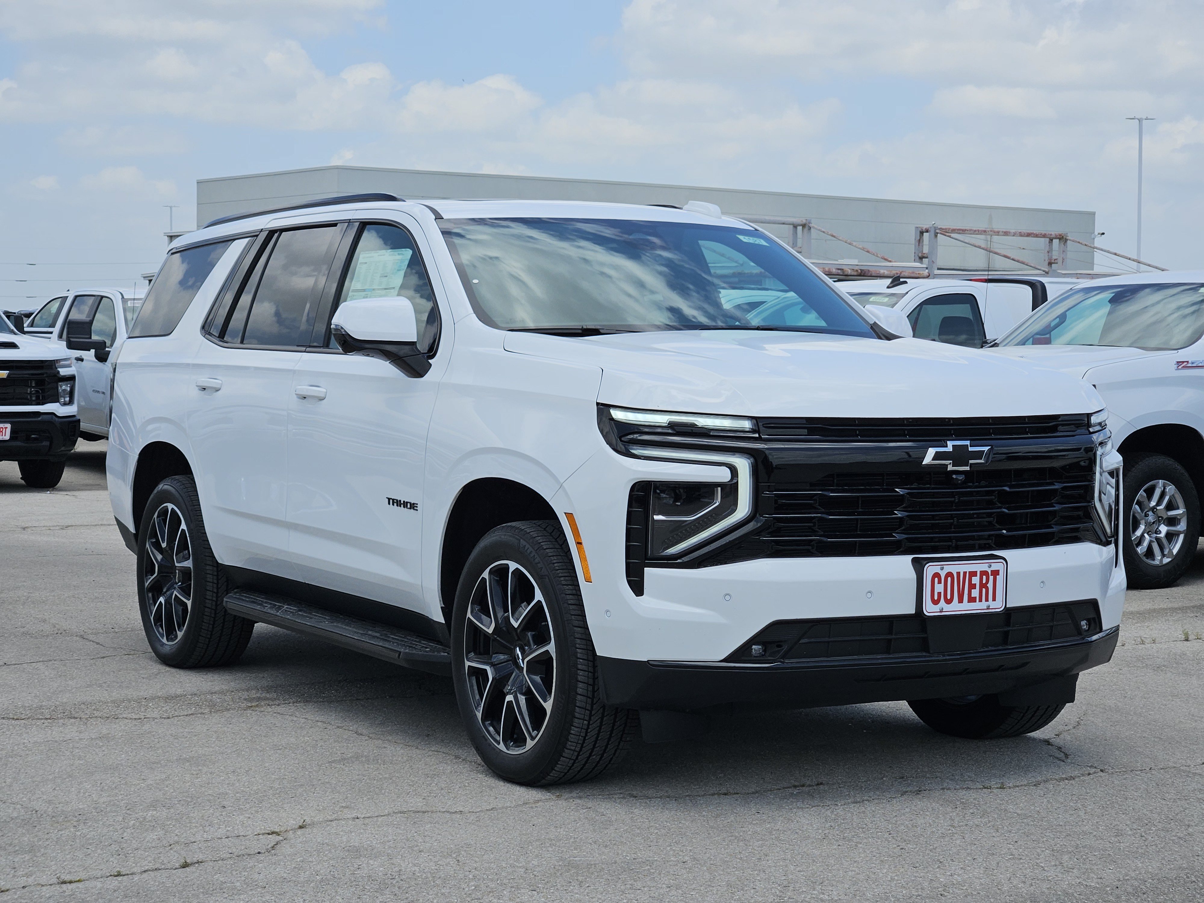 New 2026 Chevrolet Tahoe RST w/ Comfort Package AWD/4WD image 2