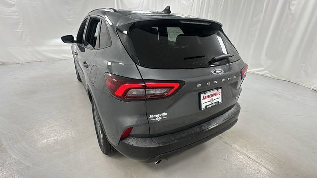 Used 2025 Ford Escape ST-Line Select image 5