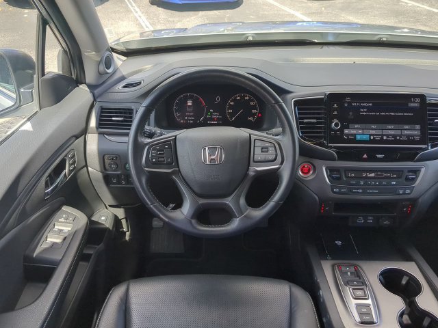 Used 2025 Honda Ridgeline RTL image 17