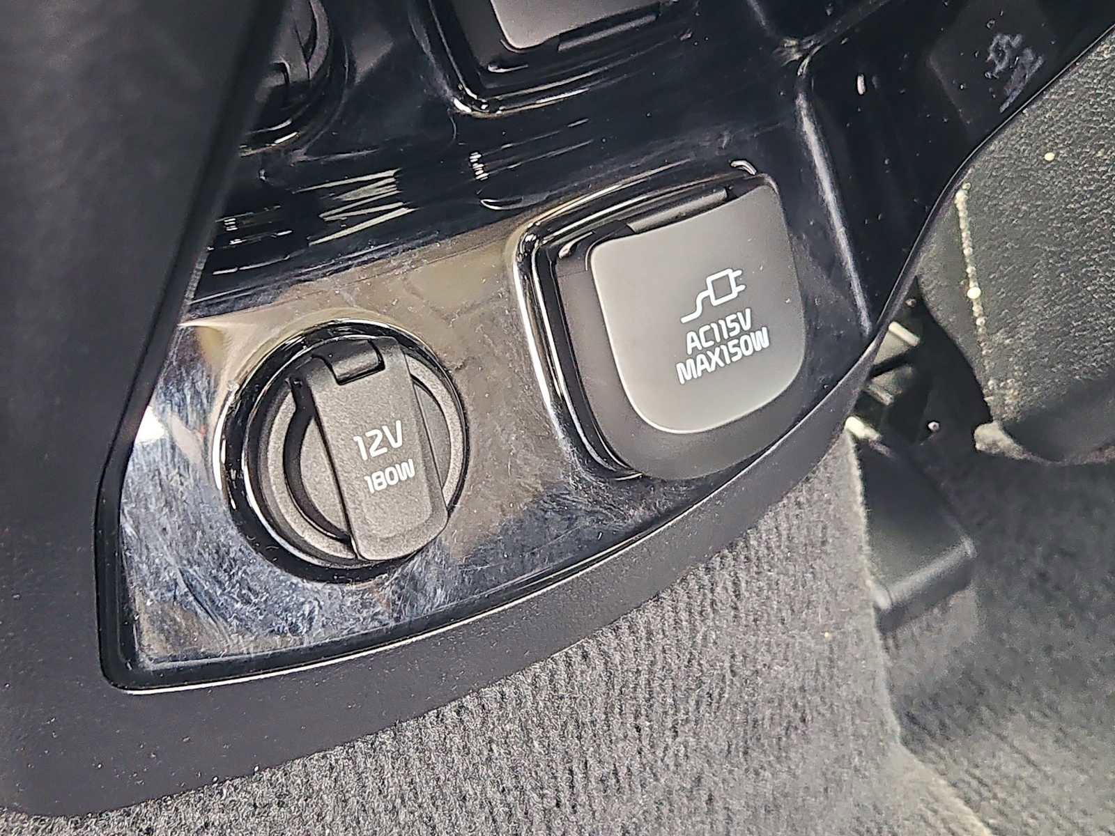 Used 2024 Kia Sorento SX Prestige w/ Olive Brown Leather Package image 23