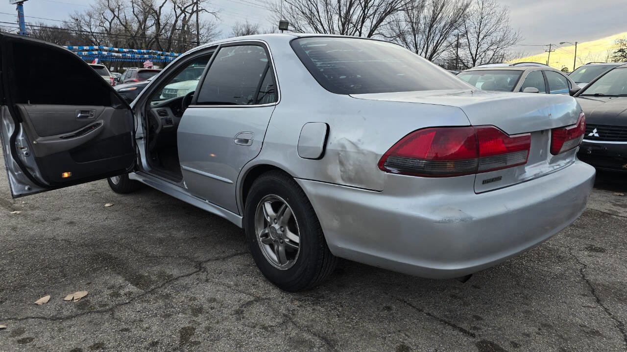 Used 2001 Honda Accord EX image 10