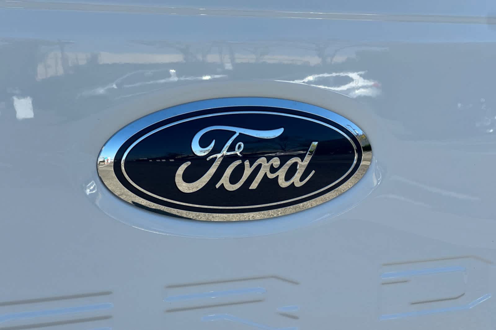 New 2026 Ford F250 XL w/ XL Chrome Package RWD image 26