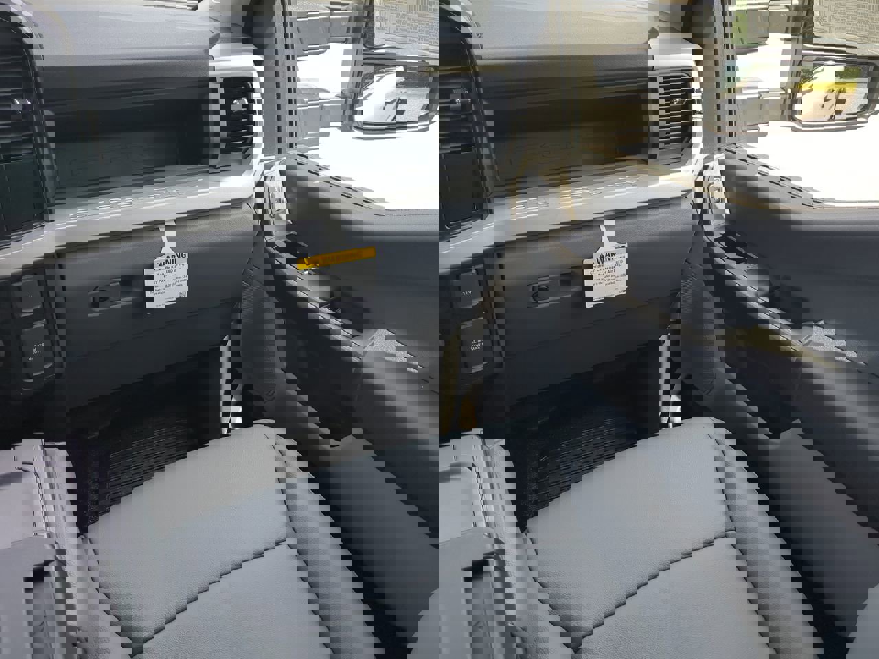 New 2025 Ford F350 XL w/ XL Chrome Package image 15