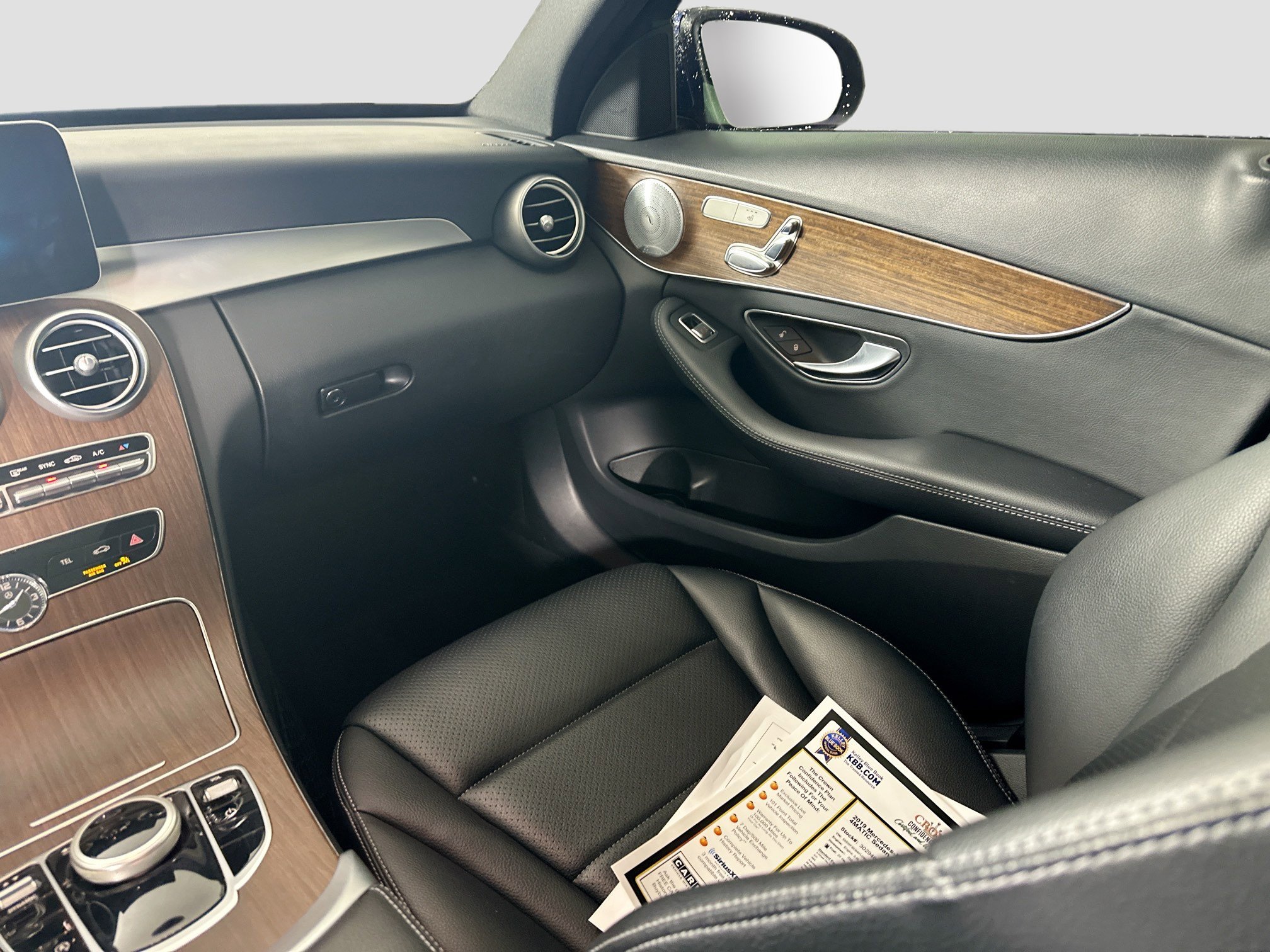 Certified 2019 Mercedes-Benz C 300 4MATIC Sedan image 30