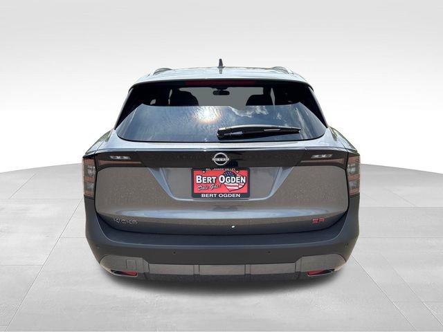 Certified 2025 Nissan Kicks SR FWD image 7