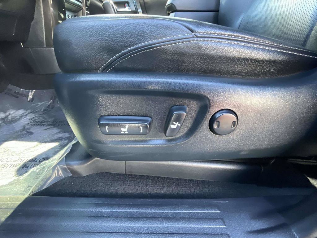 Used 2021 Toyota 4Runner Nightshade AWD/4WD image 22