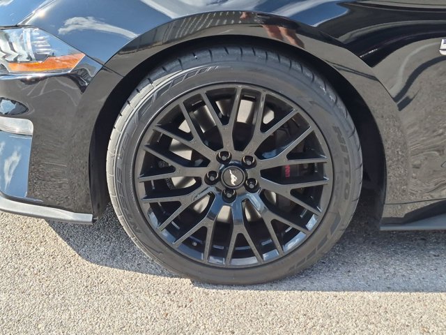 Used 2022 Ford Mustang GT Premium w/ GT Performance Package RWD image 14