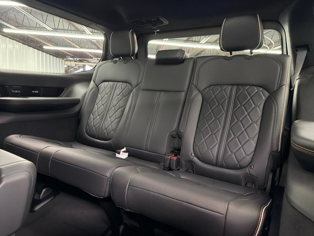 New 2026 Jeep Grand Wagoneer Summit AWD/4WD image 12